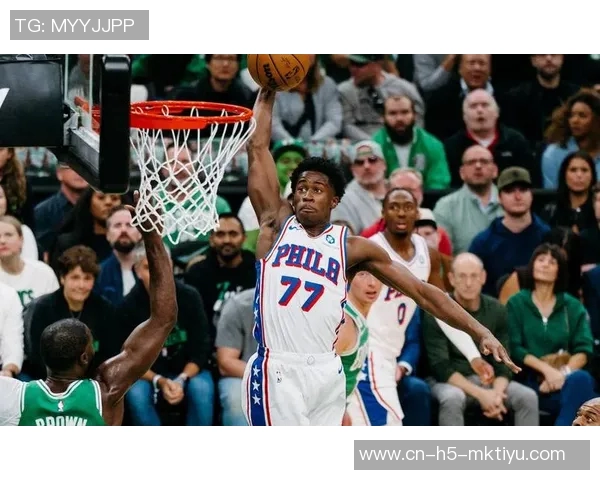 埃奇库姆表现出色次节独得12分全场贡献16分2板3助3断助力球队稳定发挥 埃奇库姆表现出色次节独得12分全场贡献16分2板3助3断助力球队稳定发挥