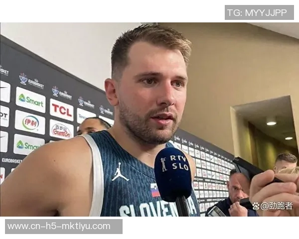 艾顿称赞东契奇为挡拆天才直言其球场视野如同长了眼睛