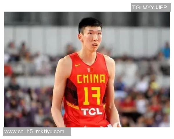 周琦半场表现惊艳7分钟内高效拿下9分2板1断展现实力